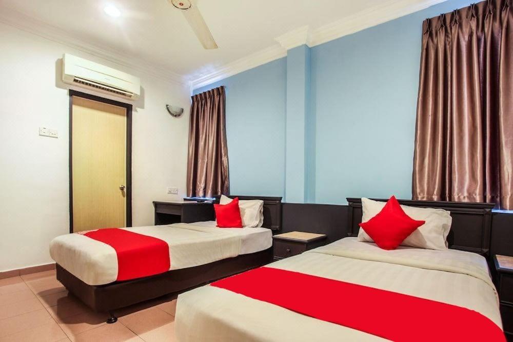 Hotel Home 88 Teluk Intan Exterior foto