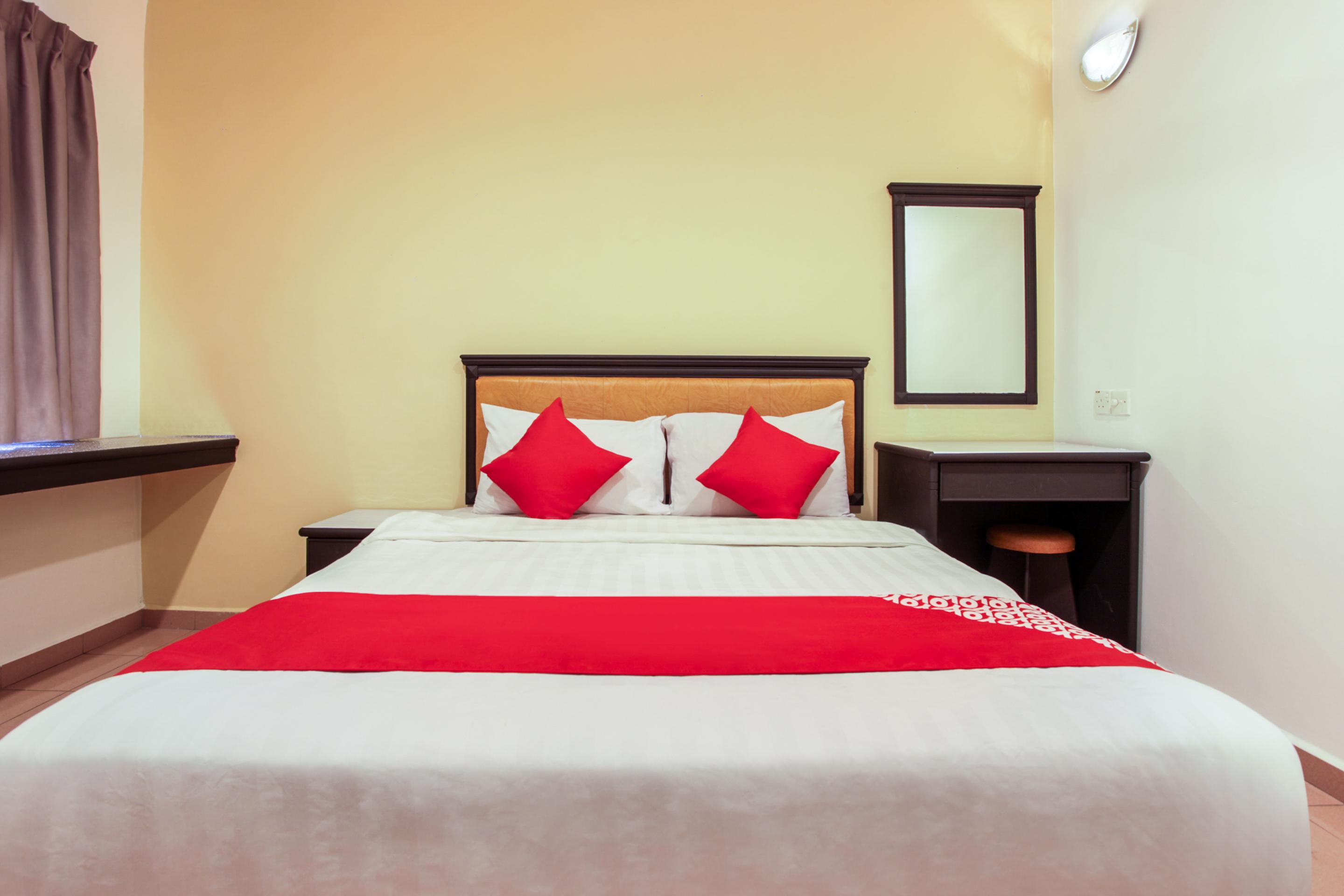 Hotel Home 88 Teluk Intan Exterior foto
