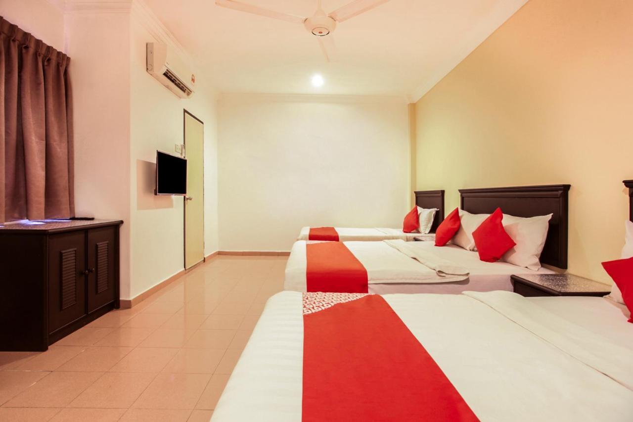 Hotel Home 88 Teluk Intan Exterior foto